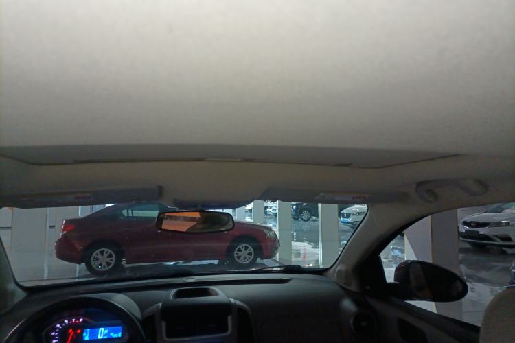 Used Chevrolet Aveo Sonic 2014 Sedan 1.4SL AT Stylish Sunroof Edition Headliner