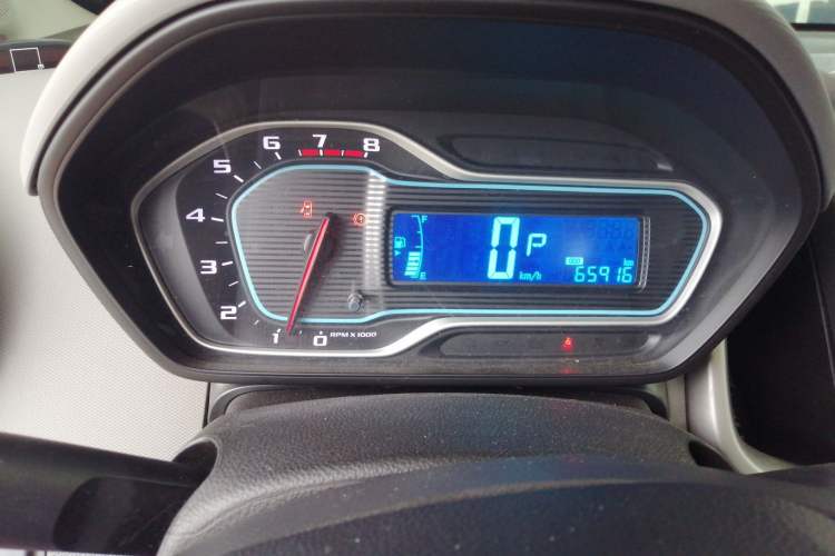 Used Chevrolet Aveo Sonic 2014 Sedan 1.4SL AT Fashion Edition Instrument Cluster