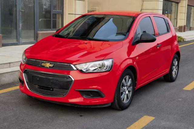 Used Chevrolet Aveo Sonic 2014 Hatchback 1.4SL AT Fashion Edition