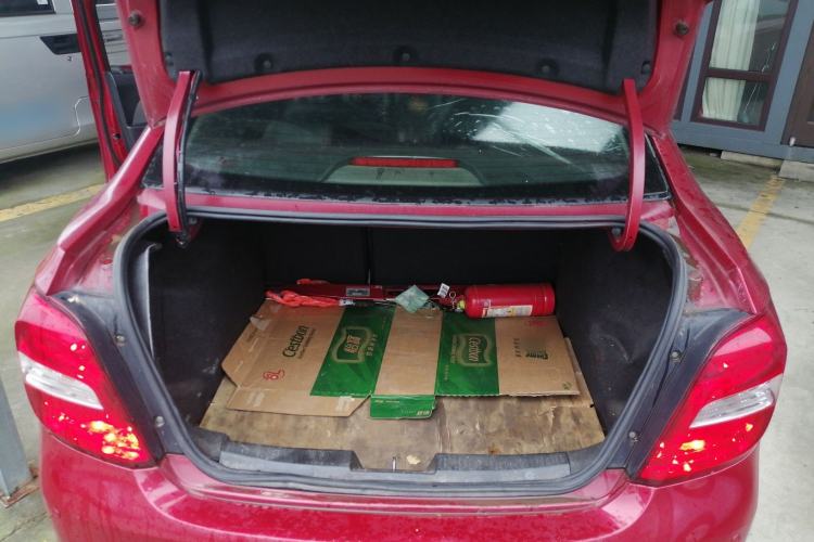 Used Chevrolet Aveo Sonic 2014 Sedan 1.4SL AT Fashion Edition Trunk