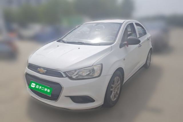 Used Chevrolet Aveo Sonic 2014 Sedan 1.4 SL MT Comfort Edition