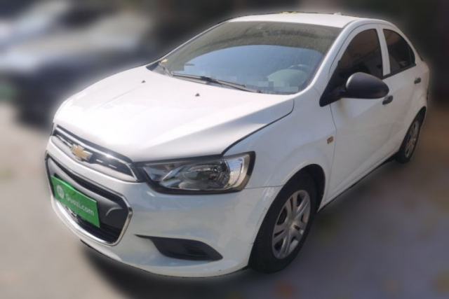 Used Chevrolet Aveo Sonic 2014 Sedan 1.4SL MT Comfort Edition