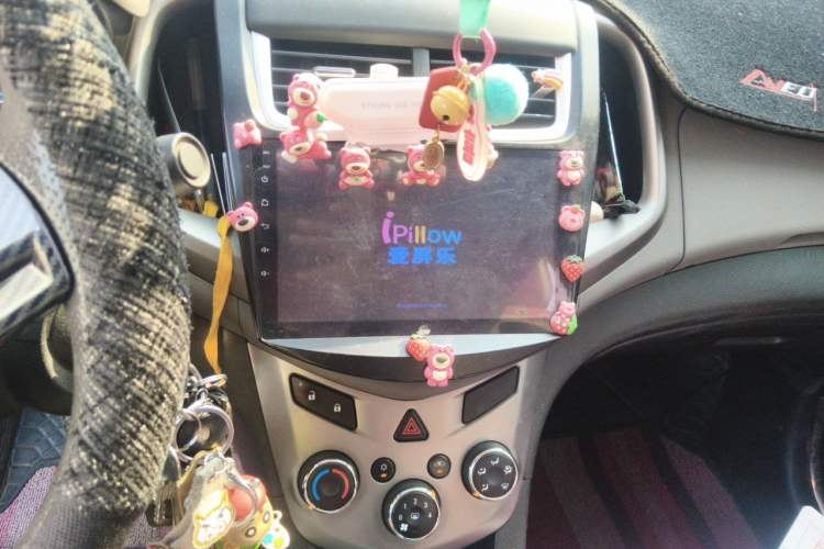 Used Chevrolet Aveo Sonic 2014 Sedan 1.4SL AT Stylish Sunroof Edition Audio And AC Panel