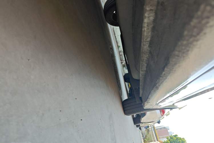 Used Chevrolet Aveo Sonic 2014 Sedan 1.4SL AT Fashion Edition Chassis Front Left