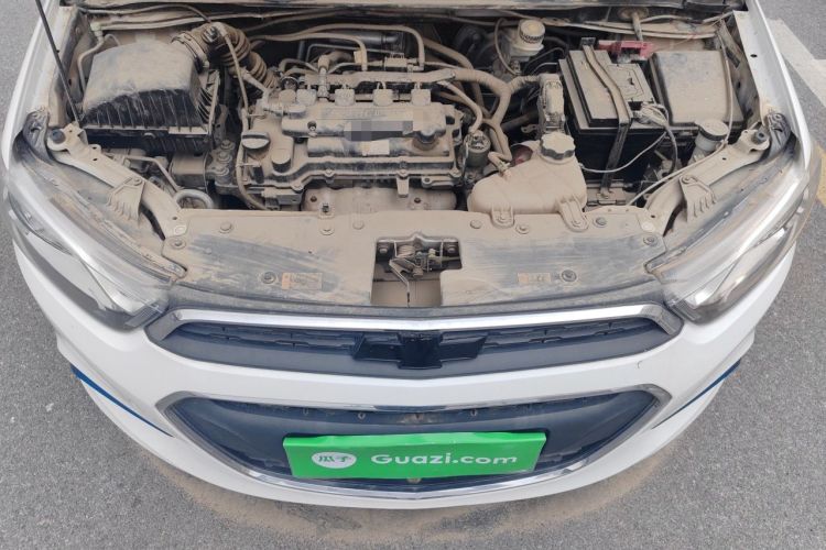 Used Chevrolet Aveo Sonic 2014 Sedan 1.4SL MT Comfort Edition Engine Bay