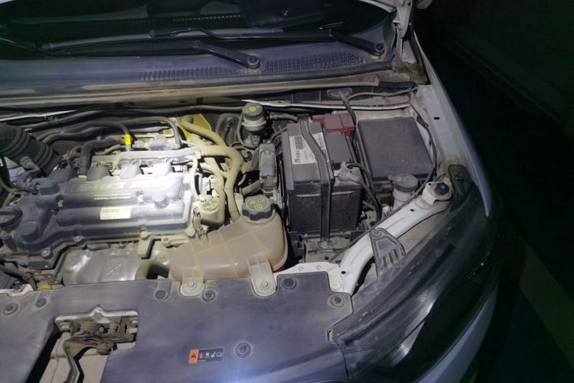 Used Chevrolet Aveo Sonic 2014 Hatchback 1.4SL MT Comfort Edition Engine Bay Left