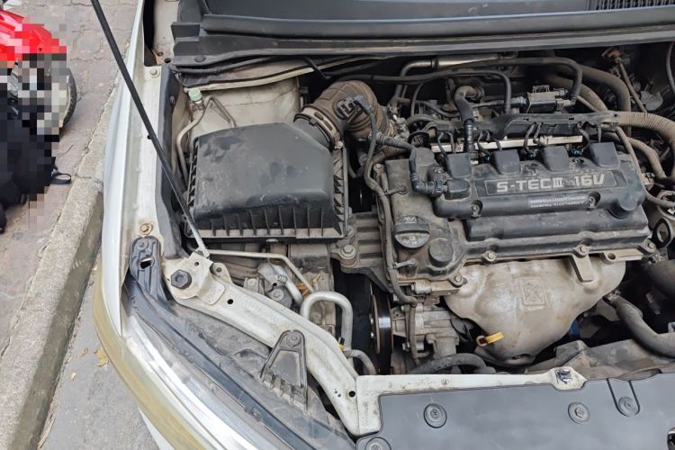 Used Chevrolet Aveo Sonic 2014 Sedan 1.4SL AT Fashion Edition Engine Bay Right
