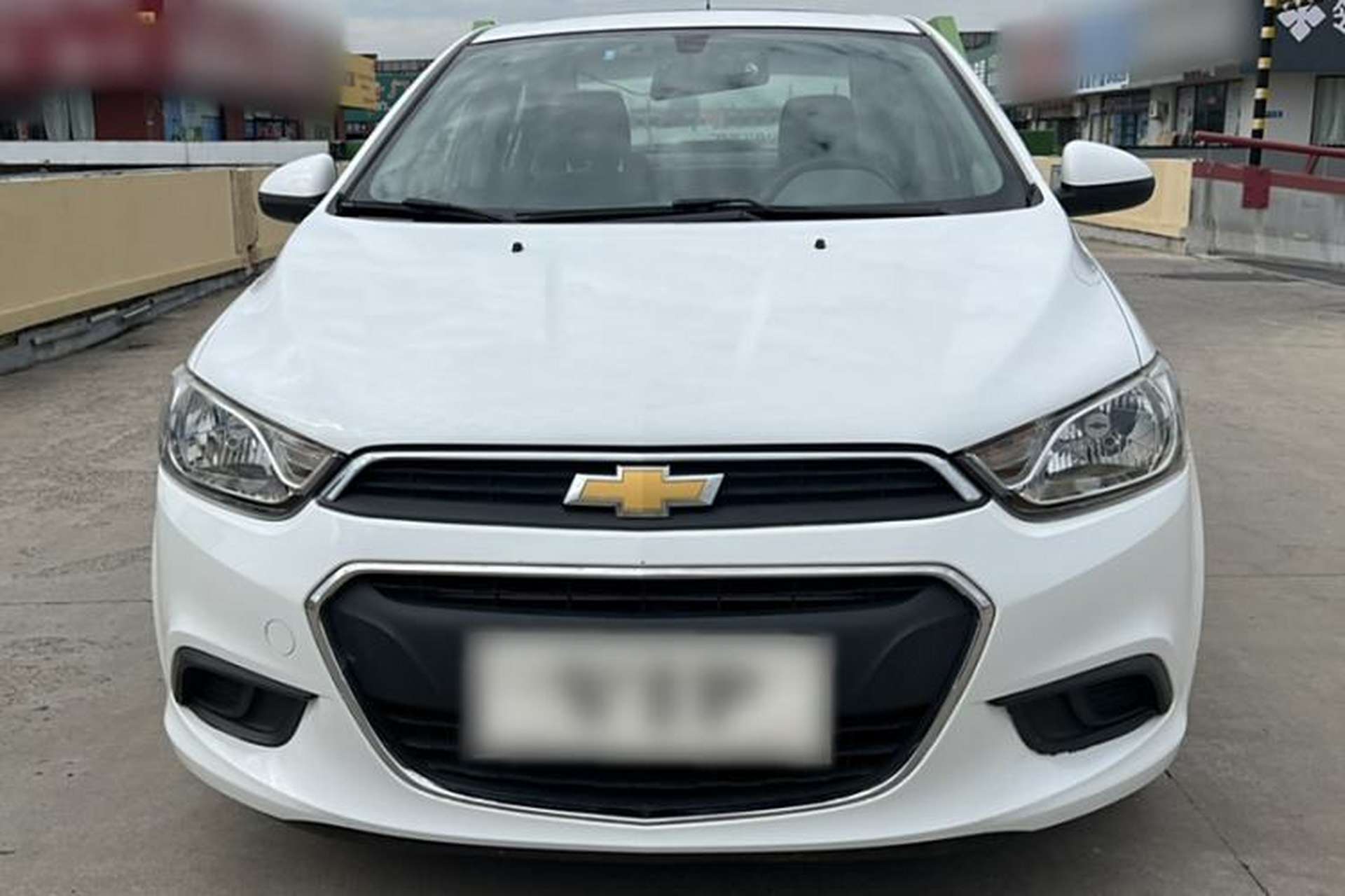 Used Chevrolet Aveo Sonic 2014 Sedan 1.4SL AT Stylish Sunroof Edition Exterior 1