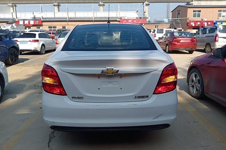 Used Chevrolet Aveo Sonic 2014 Sedan 1.4 SL MT Comfort Edition Exterior 4