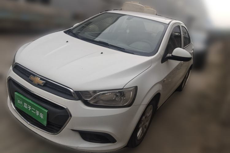 Used Chevrolet Aveo Sonic 2014 Sedan 1.4SL AT Fashion Edition Guazi used car, China used car export, Used car for sale, Used  cars, Cheapest cars for sale
