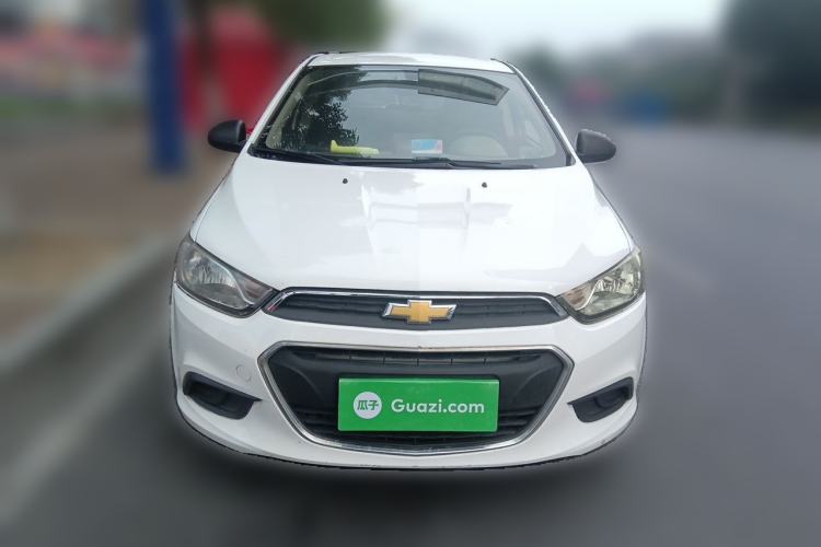 Used Chevrolet Aveo Sonic 2014 Sedan 1.4 SL MT Comfort Edition Front