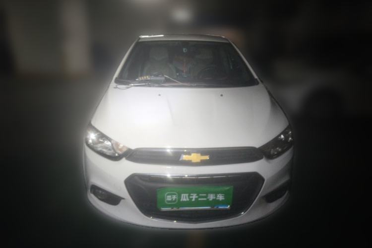Used Chevrolet Aveo Sonic 2014 Sedan 1.4SL AT Stylish Sunroof Edition Front