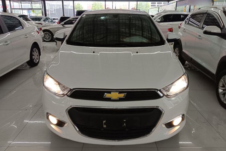 Used Chevrolet Aveo Sonic 2014 Hatchback 1.6 SX AT Fashion Edition Front
