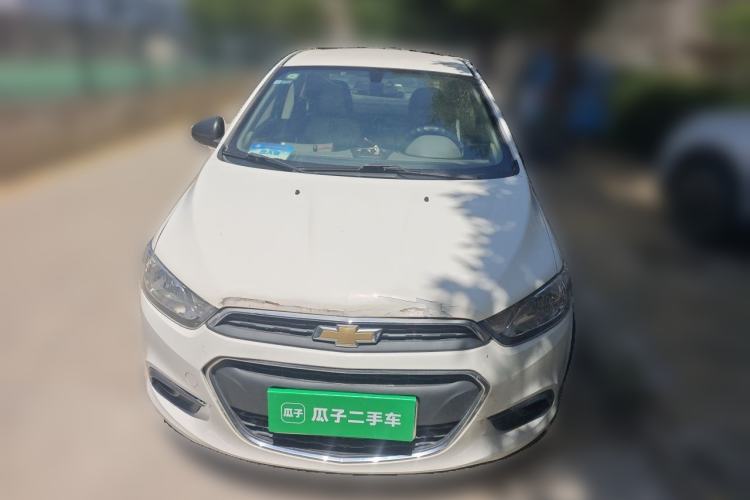 Used Chevrolet Aveo Sonic 2014 Sedan 1.4SL MT Comfort Edition Front