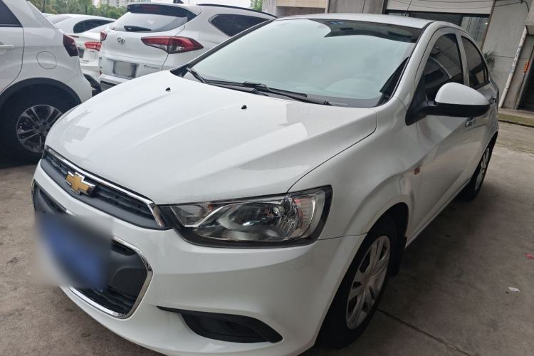 Used Chevrolet Aveo Sonic 2014 Sedan 1.4SL AT Fashion Edition Guazi used car, China used car export, Used car for sale, Used  cars, Cheapest cars for sale