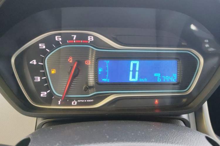 Used Chevrolet Aveo Sonic 2014 Sedan 1.4 SL MT Comfort Edition Instrument Cluster