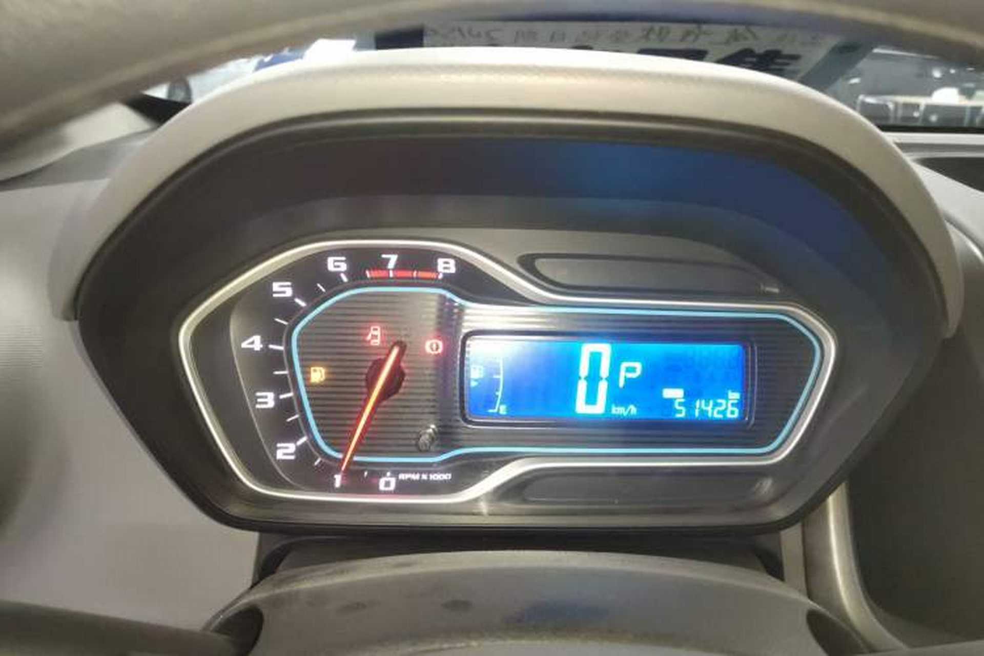 Used Chevrolet Aveo Sonic 2014 Sedan 1.4SL AT Stylish Sunroof Edition Instrument Cluster