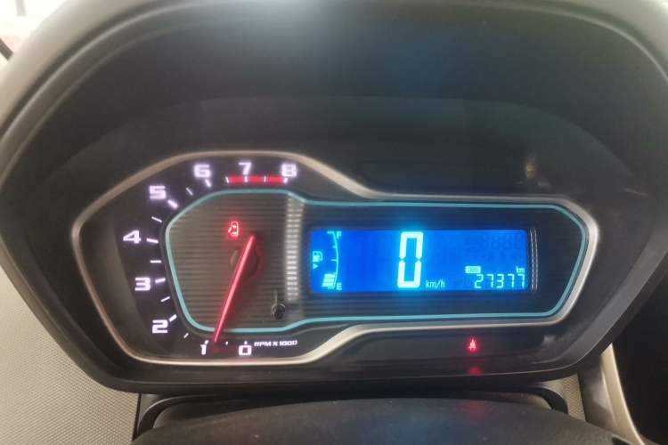Used Chevrolet Aveo Sonic 2014 Sedan 1.4SL MT Comfort Edition Instrument Cluster