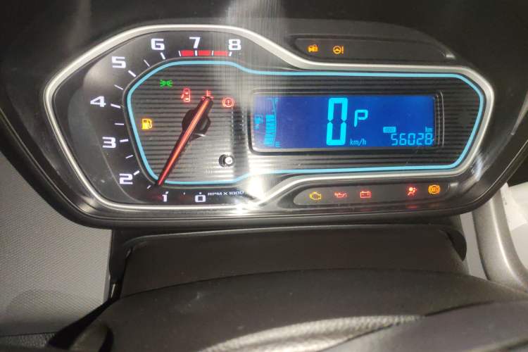 Used Chevrolet Aveo Sonic 2014 Sedan 1.4SL AT Fashion Edition Instrument Cluster