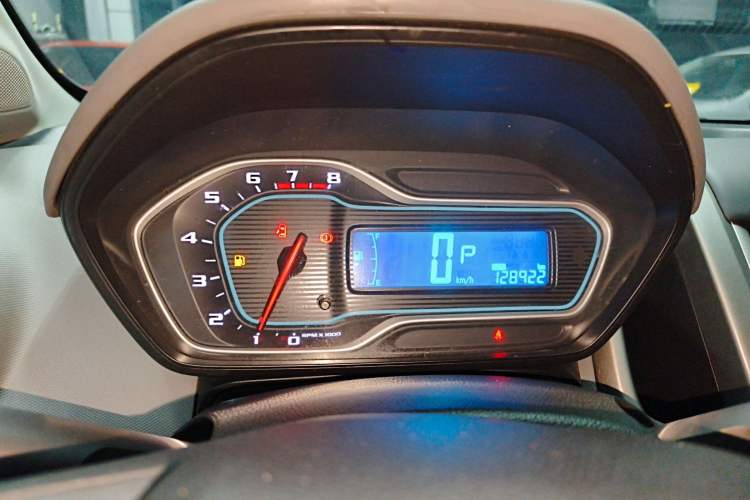 Used Chevrolet Aveo Sonic 2014 Hatchback 1.4SE AT Comfort Edition Instrument Cluster