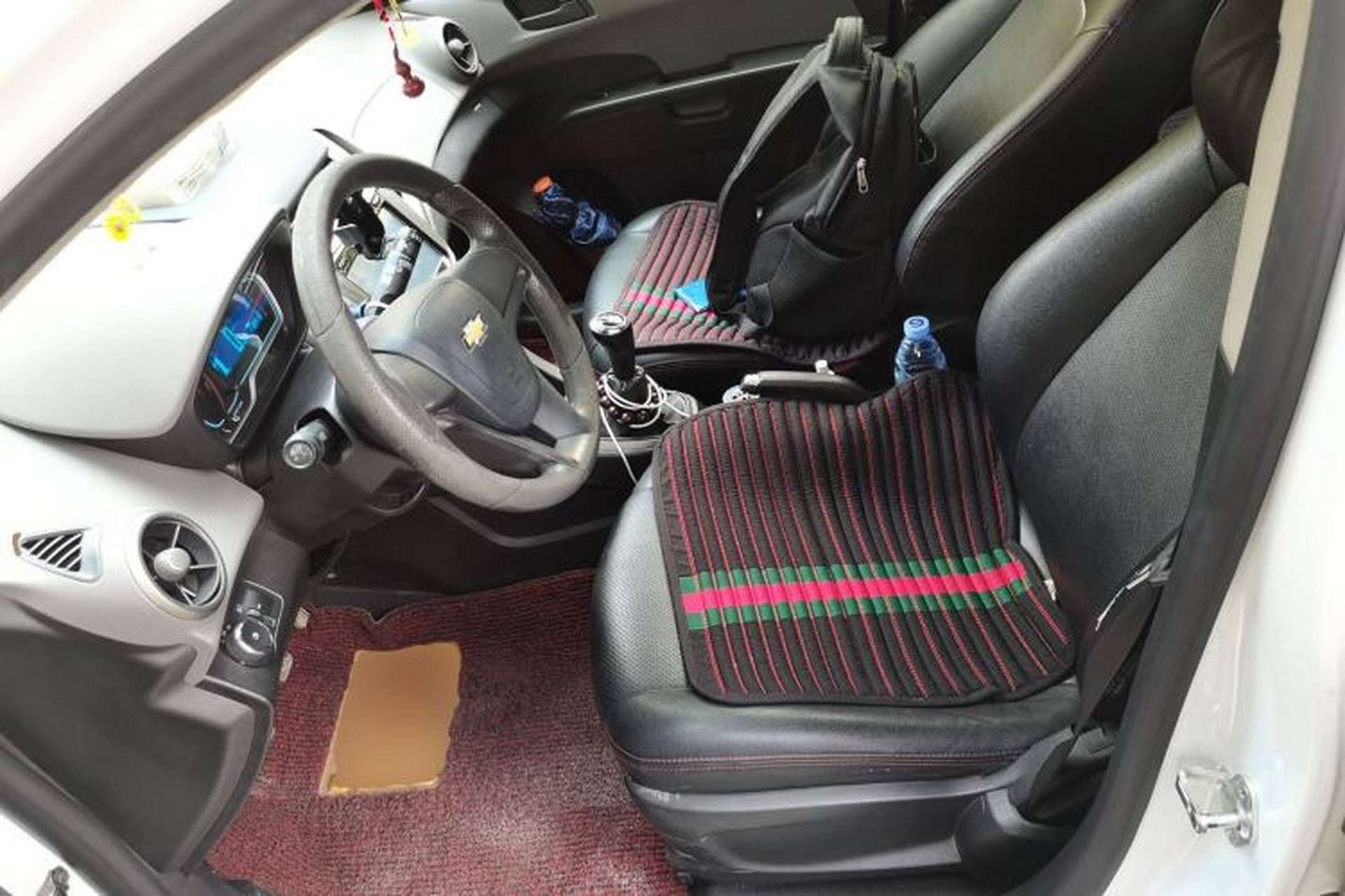 Used Chevrolet Aveo Sonic 2014 Hatchback 1.4SL MT Comfort Edition Left Front Seat