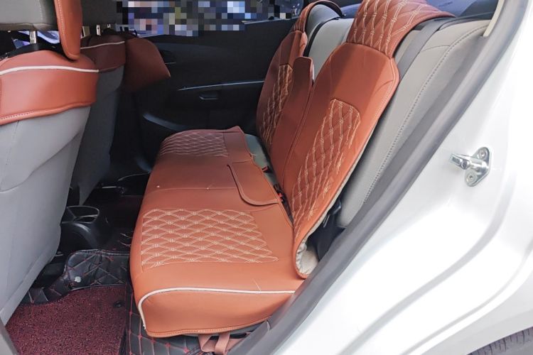 Used Chevrolet Aveo Sonic 2014 Sedan 1.4SL AT Fashion Edition Left Rear Seat
