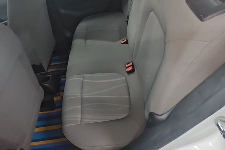 Used Chevrolet Aveo Sonic 2014 Sedan 1.4SL AT Fashion Edition Left Rear Seat