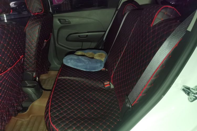 Used Chevrolet Aveo Sonic 2014 Hatchback 1.4SL MT Comfort Edition Left Rear Seat