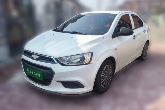 Used Chevrolet Aveo Sonic 2014 Sedan 1.4SL AT Stylish Sunroof Edition