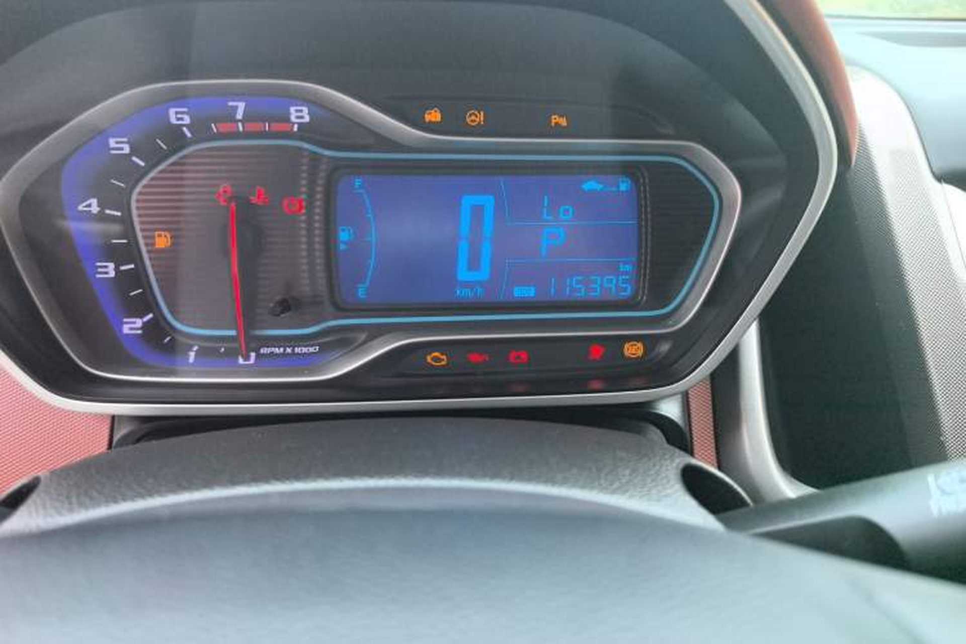 Used Chevrolet Aveo Sonic 2014 Hatchback 1.6 SX AT Fashion Edition Odometer Close Up