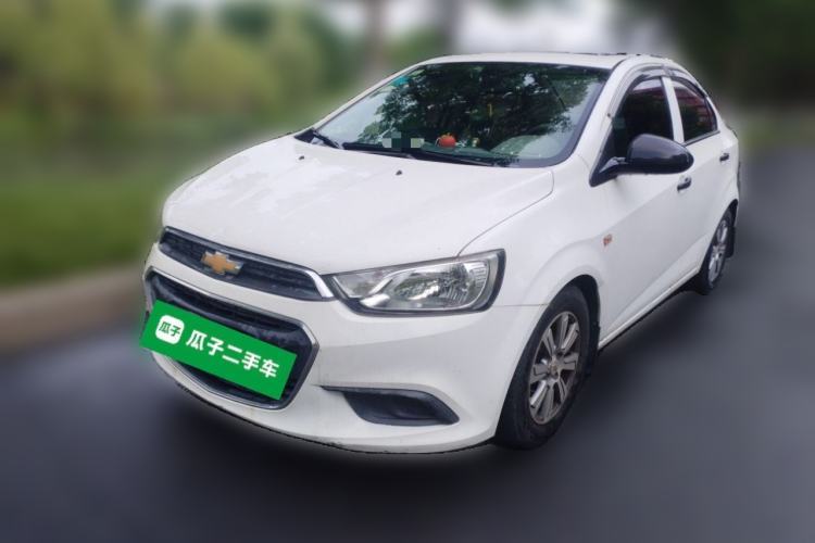 Used Chevrolet Aveo Sonic 2014 Sedan 1.4SL AT Stylish Sunroof Edition Guazi used car, China used car export, Used car for sale, Used cars, Cheapest cars for sale