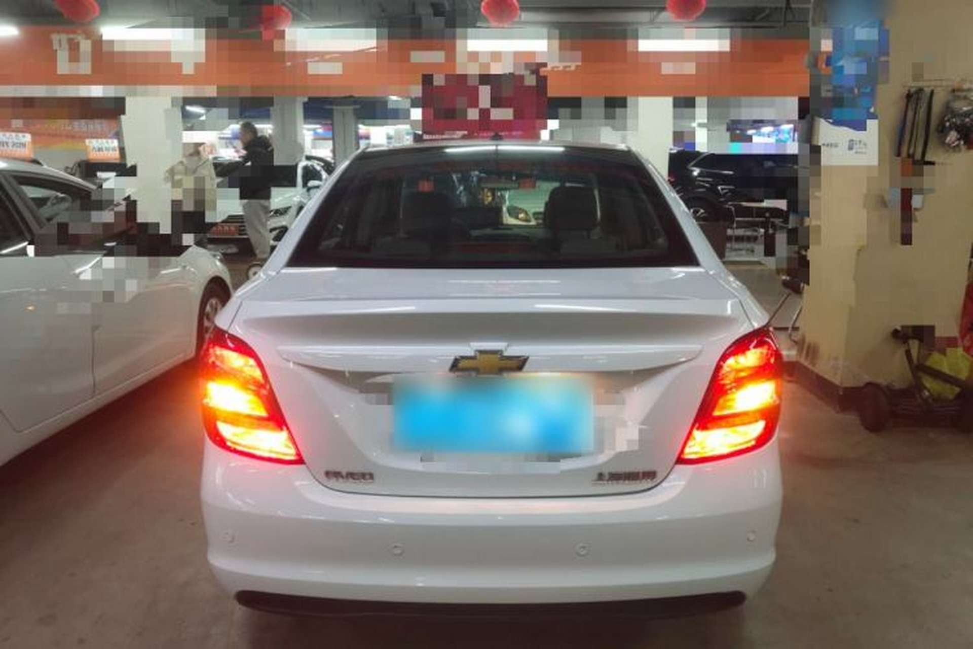 Used Chevrolet Aveo Sonic 2014 Sedan 1.4SL AT Stylish Sunroof Edition Rear