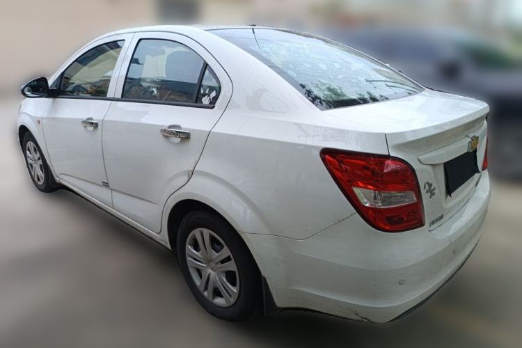 Used Chevrolet Aveo Sonic 2014 Sedan 1.4SL AT Fashion Edition Rear Left 45 Deg
