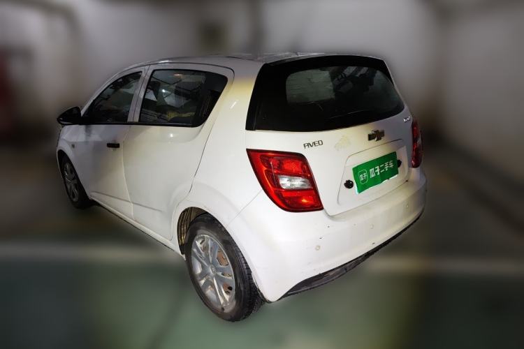 Used Chevrolet Aveo Sonic 2014 Hatchback 1.4SL AT Fashion Edition Rear Left 45 Deg
