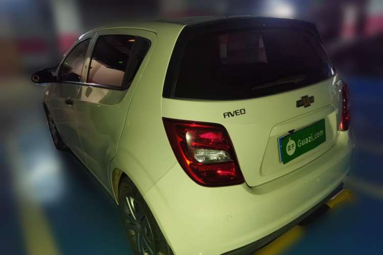 Used Chevrolet Aveo Sonic 2014 Hatchback 1.4SL MT Comfort Edition Rear Left 45 Deg