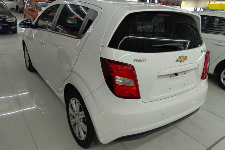 Used Chevrolet Aveo Sonic 2014 Hatchback 1.6 SX AT Fashion Edition Rear Left 45 Deg