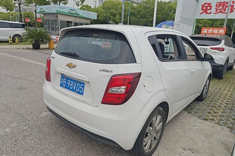 Used Chevrolet Aveo Sonic 2014 Hatchback 1.6 SX AT Fashion Edition Rear Right 45 Deg