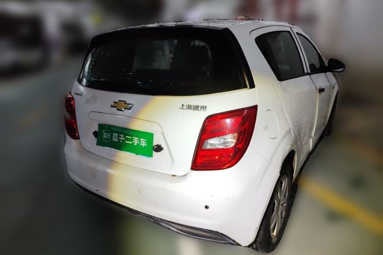 Used Chevrolet Aveo Sonic 2014 Hatchback 1.4SL AT Fashion Edition Rear Right 45 Deg