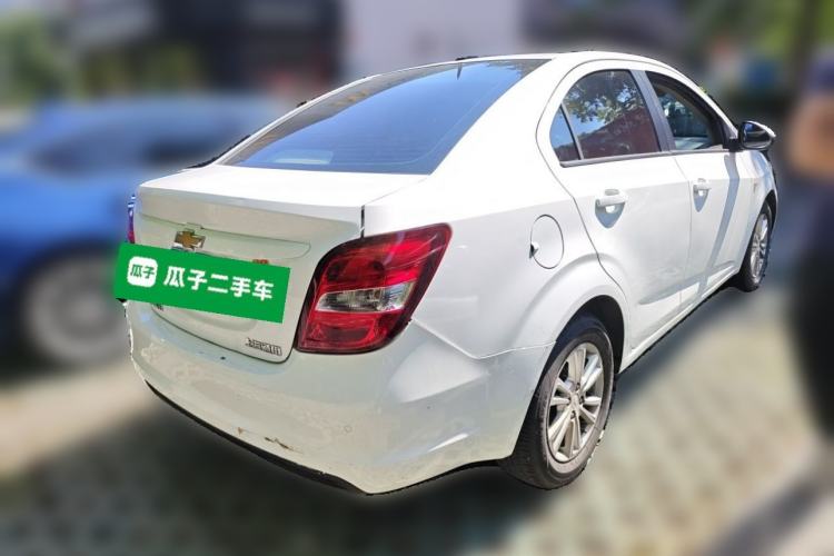 Used Chevrolet Aveo Sonic 2014 Sedan 1.4SE AT Comfort Edition Rear Right 45 Deg