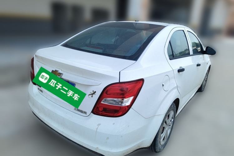 Used Chevrolet Aveo Sonic 2014 Sedan 1.4 SL MT Comfort Edition Rear Right 45 Deg
