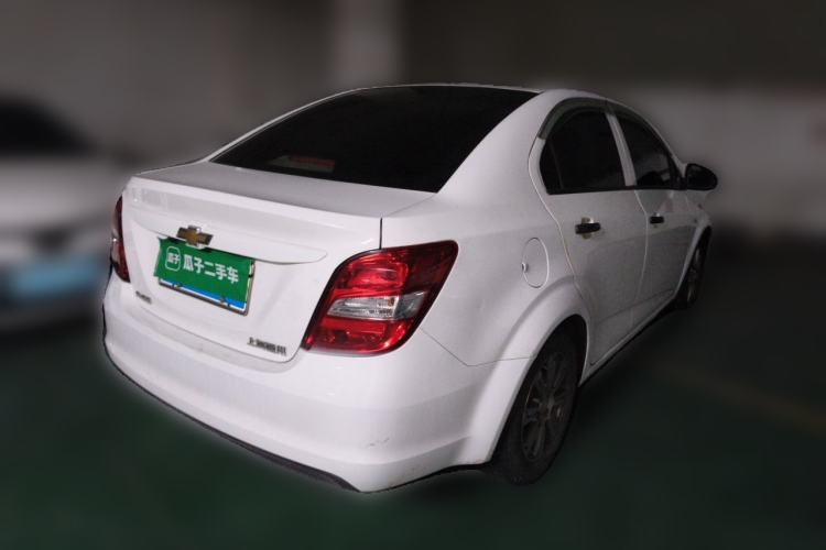 Used Chevrolet Aveo Sonic 2014 Sedan 1.4SL AT Stylish Sunroof Edition Rear Right 45 Deg