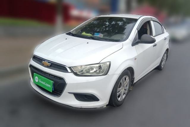 Used Chevrolet Aveo Sonic 2014 Sedan 1.4 SL MT Comfort Edition