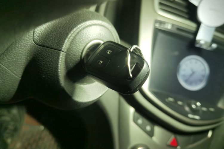 Used Chevrolet Aveo Sonic 2014 Hatchback 1.4SL MT Comfort Edition Vehicle Key