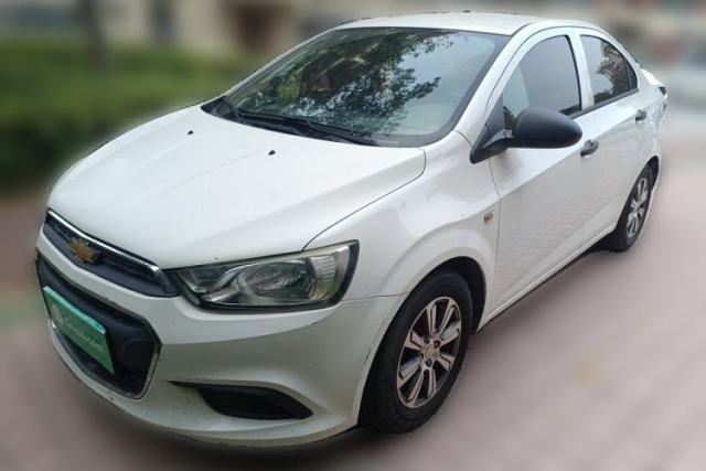 Used Chevrolet Aveo Sonic 2014 Sedan 1.4SL AT Fashion Edition