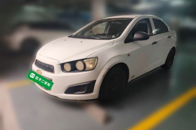 Used Chevrolet Aveo Sonic 2014 Sedan 1.4 SL MT Comfort Edition