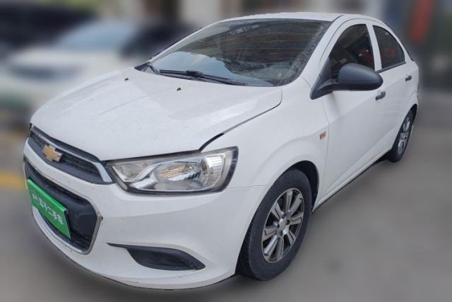 Used Chevrolet Aveo Sonic 2014 Sedan 1.4 SL MT Comfort Edition