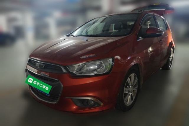 Used Chevrolet Aveo Sonic 2014 Hatchback 1.6 SX AT Fashion Edition