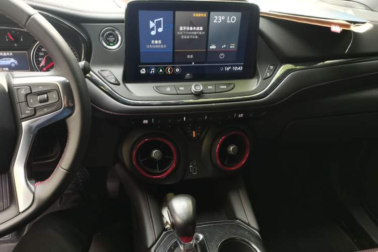Used Chevrolet Blazer 2020 RS 650T 4x4 7-Seater Hardcore Edition Audio And AC Panel