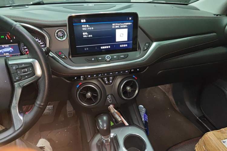 Used Chevrolet Blazer 2020 Redline 650T 7-Seater Ting Edition Audio And AC Panel
