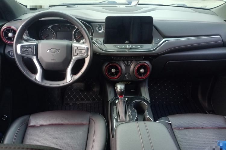 Used Chevrolet Blazer 2020 RS 650T 4x4 7-Seater Hardcore Edition Center Console